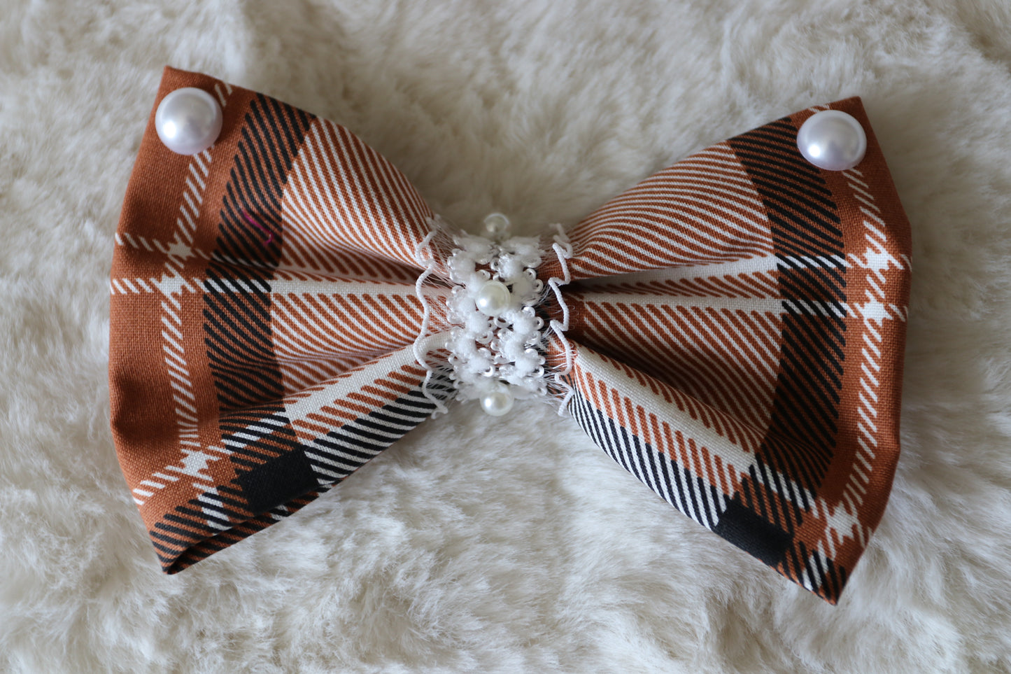 Sweet Cocoa Gingerbread Bow