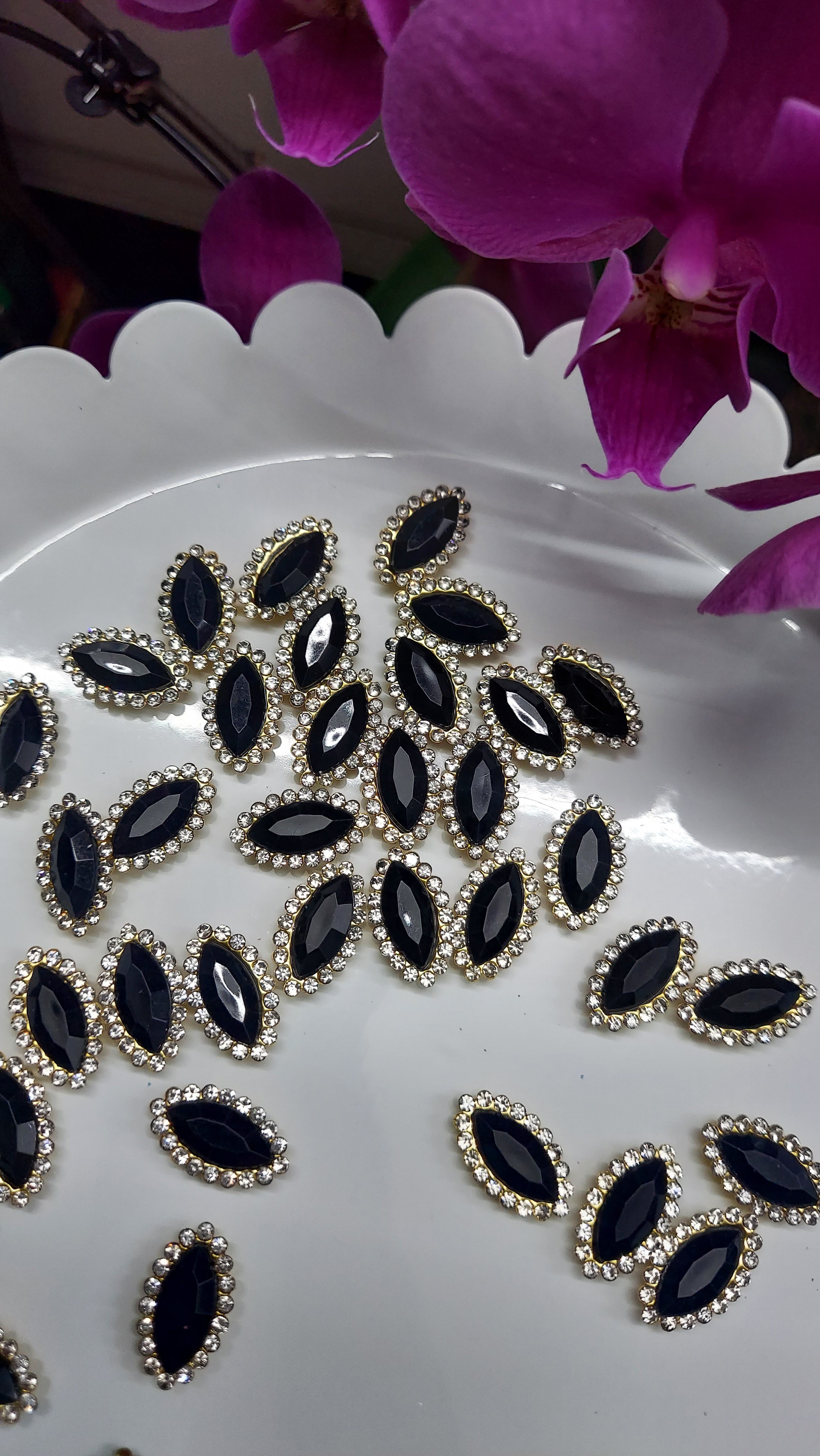 Black Oval Gems/ Charms